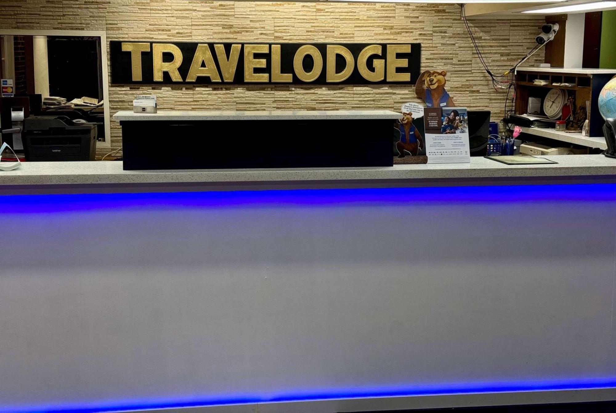 Travelodge By Wyndham Airport Platte City Exterior photo